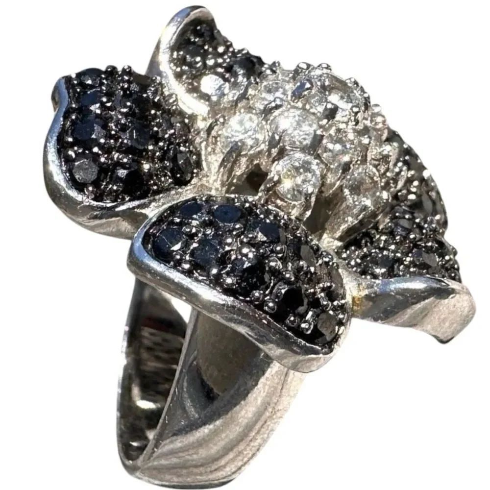 Elegant Black & White Cubic Zirconia Floral Ring in Sterling Silver - Size 6.5